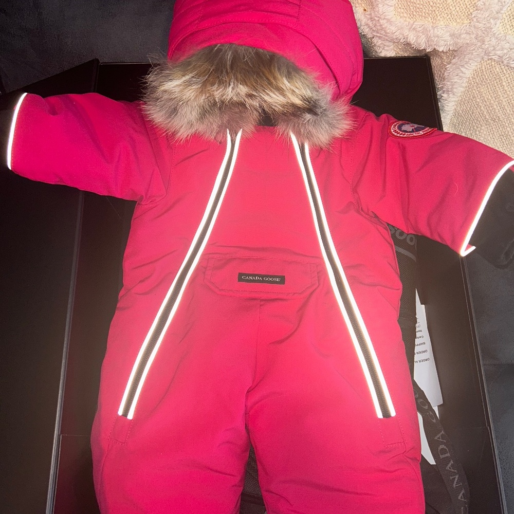 Canada goos baby suit 🇨🇦
